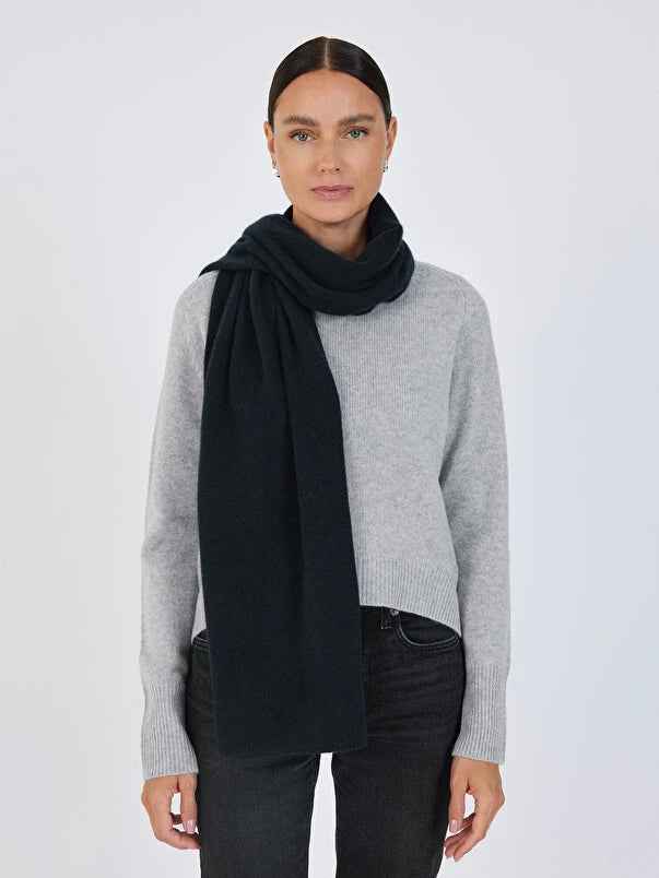 Sciarpa nera Not Shy