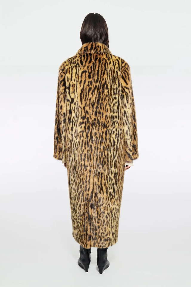 Cappotto animalier Stand Studio