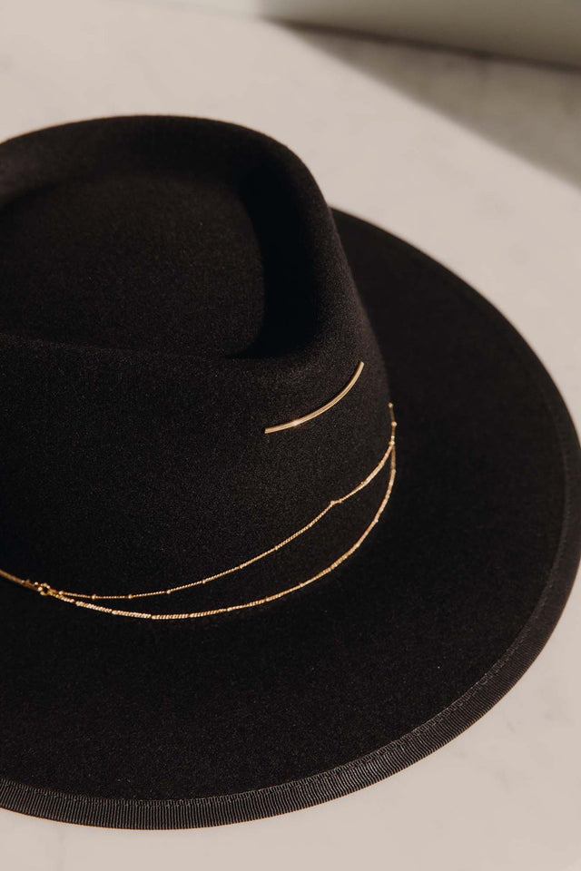 Cappello nero Van Palma