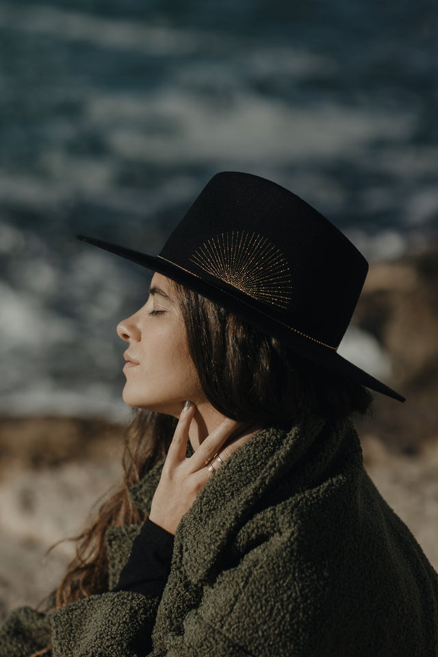 Cappello nero Van Palma