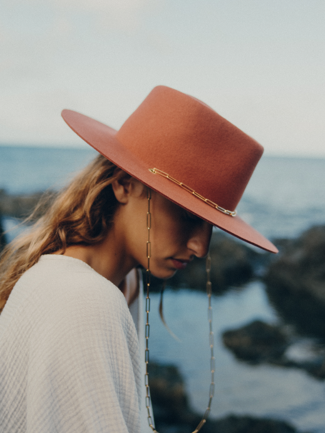 Cappello terracotta Van Palma