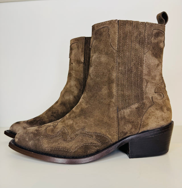 Stivaletti marroni Duccio Del Duca