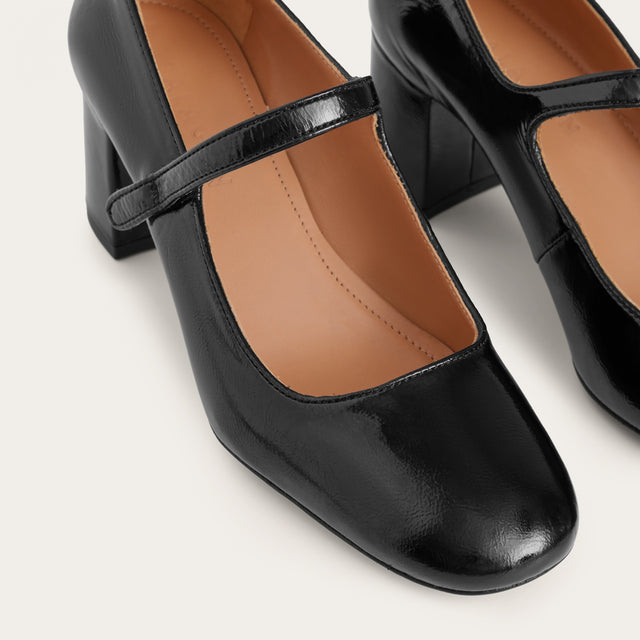 Scarpe nere Balagan