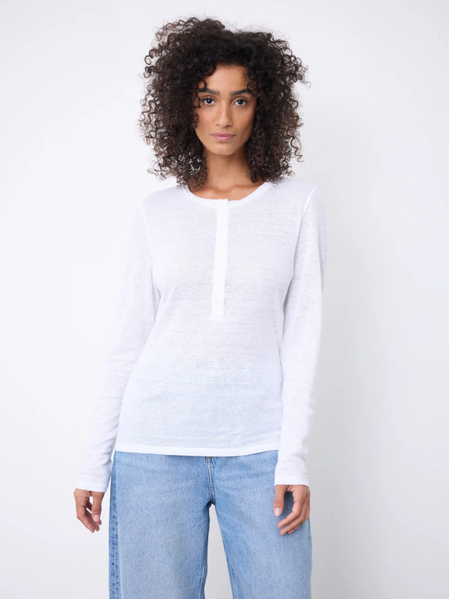 T-Shirt bianca Not Shy