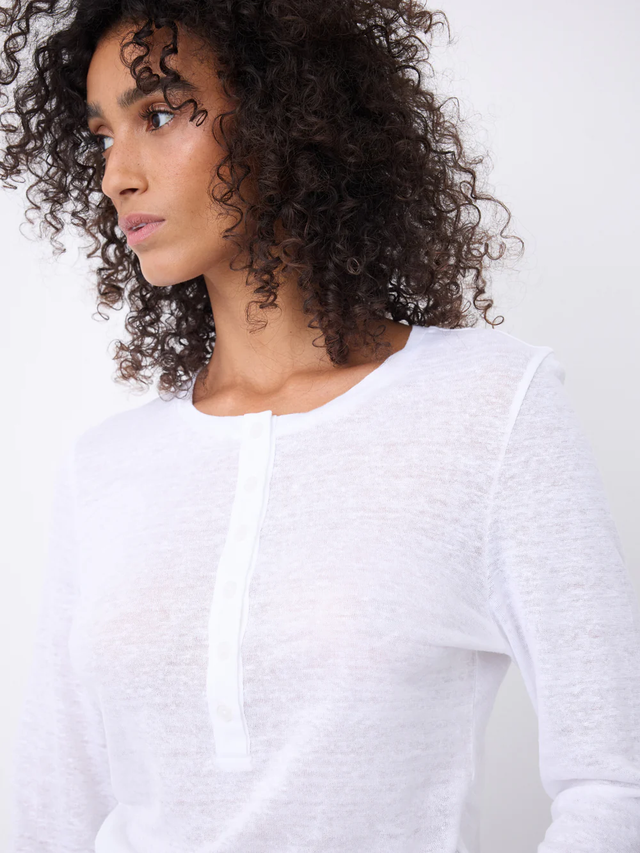 T-Shirt bianca Not Shy