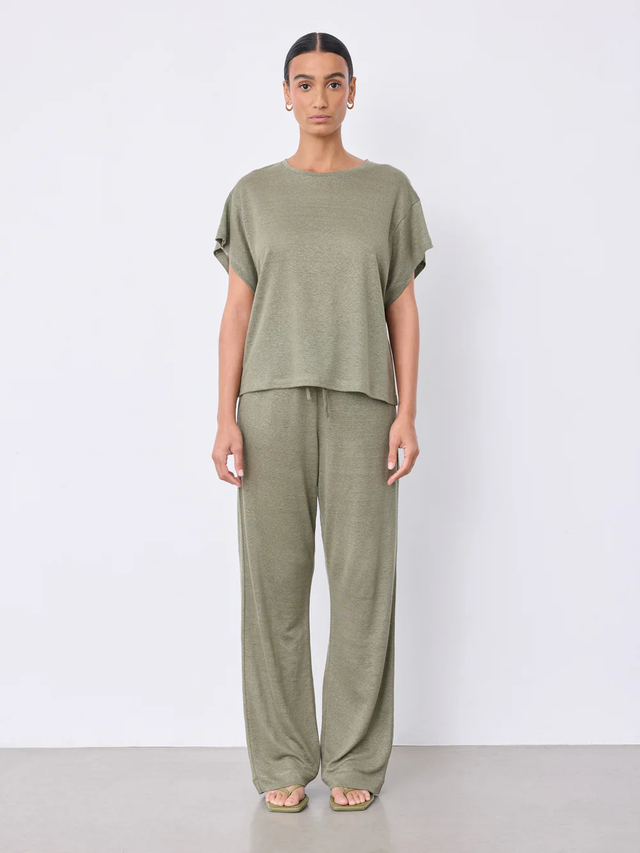 T-Shirt verde Not Shy