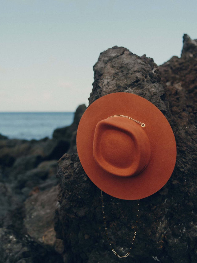 Van Palma terracotta hat
