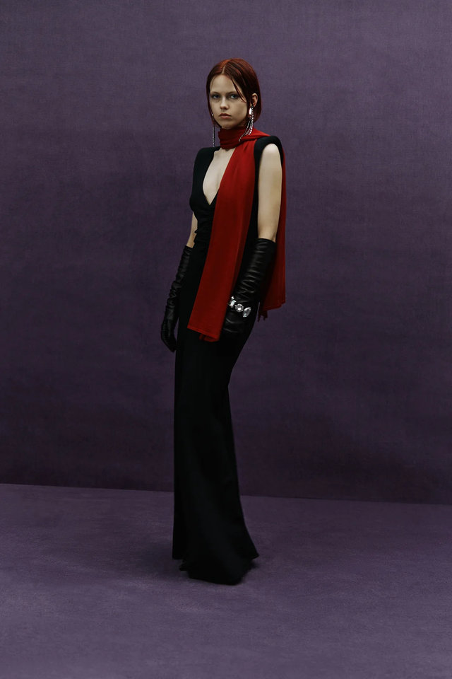 Vestito nero Circus Hotel
